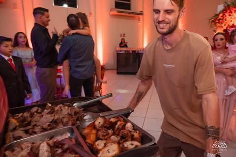 Fotografia de 15 anos - Fotógrafos de XV anos - Making of debutante - fler drinks bartender - buffet arte e sabor - vestido de 15 anos - carrinho de picolé - perna de pau - ensaio de debutante - letreiro luminoso - óculos para balada - vela de 15 anos'