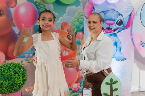 Manu 8 anos - Ana 6 anos - aniversário infantil - festa infantil - fotografia de família - fotografia de aniversário - capivara - Stitch - irmãs - infância - alegria - memórias - Antonio Rocha Fotografias - Cliff Kids - Ariadne - Dine - pelotas - heroi'