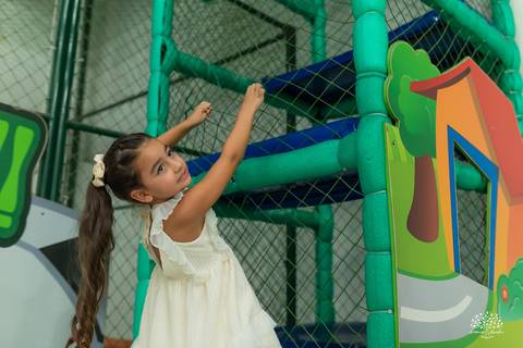Manu 8 anos - Ana 6 anos - aniversário infantil - festa infantil - fotografia de família - fotografia de aniversário - capivara - Stitch - irmãs - infância - alegria - memórias - Antonio Rocha Fotografias - Cliff Kids - Ariadne - Dine - pelotas - heroi'