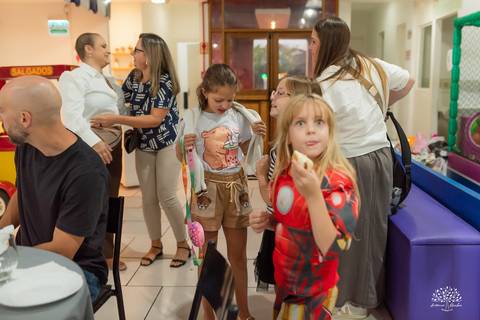 Manu 8 anos - Ana 6 anos - aniversário infantil - festa infantil - fotografia de família - fotografia de aniversário - capivara - Stitch - irmãs - infância - alegria - memórias - Antonio Rocha Fotografias - Cliff Kids - Ariadne - Dine - pelotas - heroi'