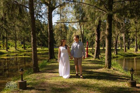 ensaio pre wedding - fotografia de casamento - ensaio de casal - momento do sim - amor e conexão - fotografia natural - chácara - ensaio ao ar livre - expectativa casamento - noivos - memórias afetivas - fotógrafo de casamento - pré wedding - Antonio e Re'