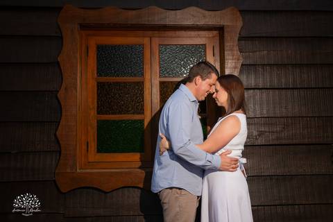 ensaio pre wedding - fotografia de casamento - ensaio de casal - momento do sim - amor e conexão - fotografia natural - chácara - ensaio ao ar livre - expectativa casamento - noivos - memórias afetivas - fotógrafo de casamento - pré wedding - Antonio e Re'