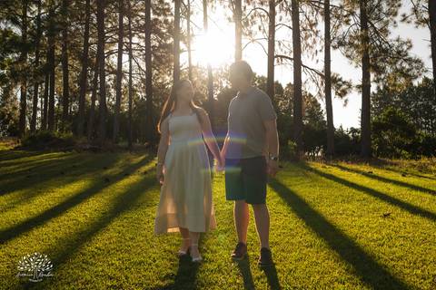 ensaio pre wedding - fotografia de casamento - ensaio de casal - momento do sim - amor e conexão - fotografia natural - chácara - ensaio ao ar livre - expectativa casamento - noivos - memórias afetivas - fotógrafo de casamento - pré wedding - Antonio e Re'