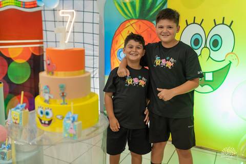 José 7 anos - Zé - aniversário infantil - festa infantil - Bob Esponja - fotografia de aniversário - fotografia de família - Arte e Riso - amigos - infância - alegria - brincadeiras - futebol - playground - parabéns - memórias - Antonio Rocha Fotografias'
