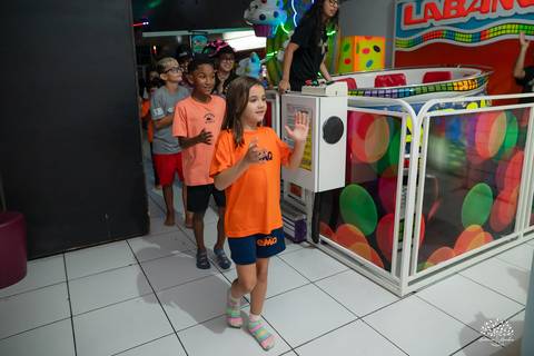 José 7 anos - Zé - aniversário infantil - festa infantil - Bob Esponja - fotografia de aniversário - fotografia de família - Arte e Riso - amigos - infância - alegria - brincadeiras - futebol - playground - parabéns - memórias - Antonio Rocha Fotografias'