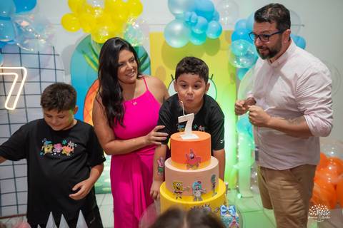José 7 anos - Zé - aniversário infantil - festa infantil - Bob Esponja - fotografia de aniversário - fotografia de família - Arte e Riso - amigos - infância - alegria - brincadeiras - futebol - playground - parabéns - memórias - Antonio Rocha Fotografias'