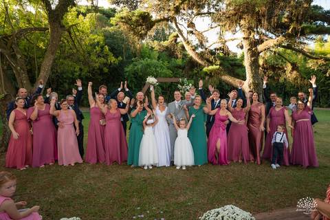 Daisa e Tiago - casamento - fotografia de casamento - casamento alemão - Clube Caça e Pesca - cerimônia ao ar livre - festa de casamento - bandinha - chope - dança da marreca - noivos - Antonio Rocha Fotografias - Banda Diplomata - Dança do Bolo - buquêDa'