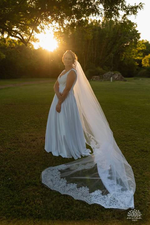 Daisa e Tiago - casamento - fotografia de casamento - casamento alemão - Clube Caça e Pesca - cerimônia ao ar livre - festa de casamento - bandinha - chope - dança da marreca - noivos - Antonio Rocha Fotografias - Banda Diplomata - Dança do Bolo - buquê'