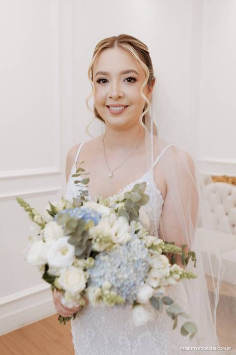 noiva com buque'