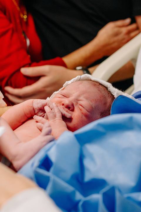 parto natural albert einstein
'