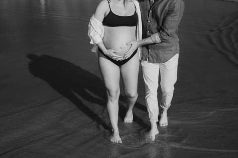 ensaio gestante praia e estudio
'