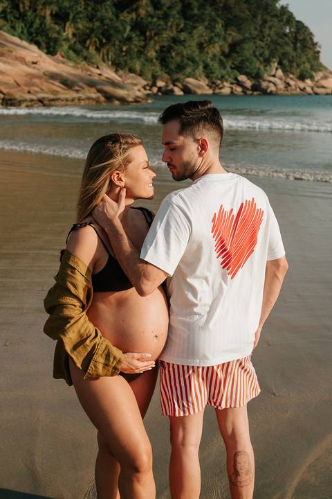 ensaio gestante praia e estudio
'