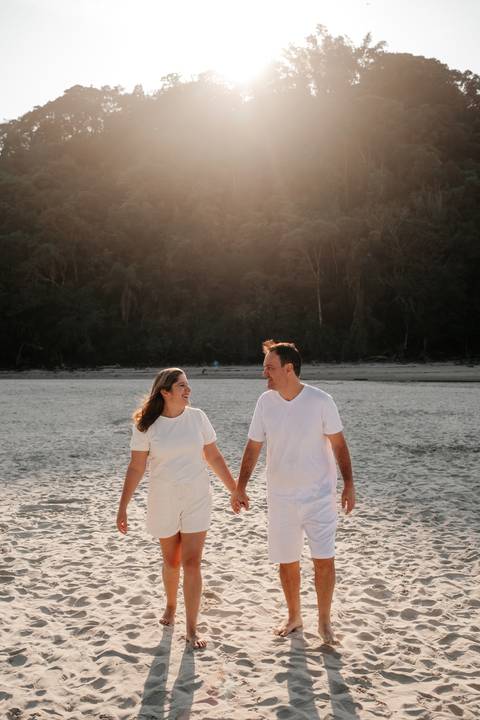 foto de casal na praia'