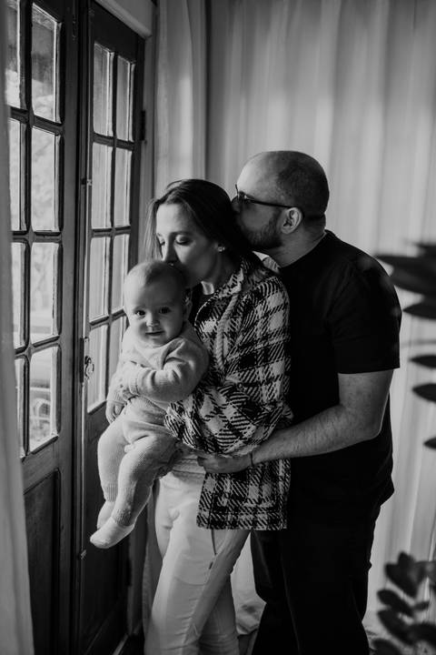 foto acompanhamento 6 meses em preto e branco'