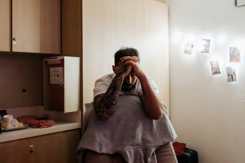 foto do pai durante parto normal'