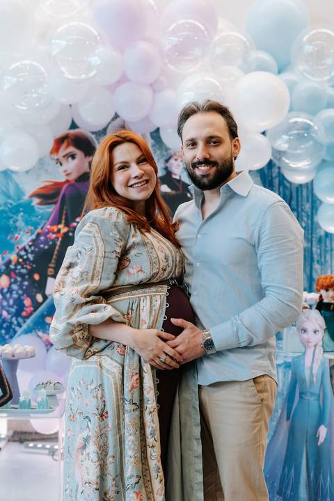 Sarah e Heitor durante a festa de aniversário da Zoe'