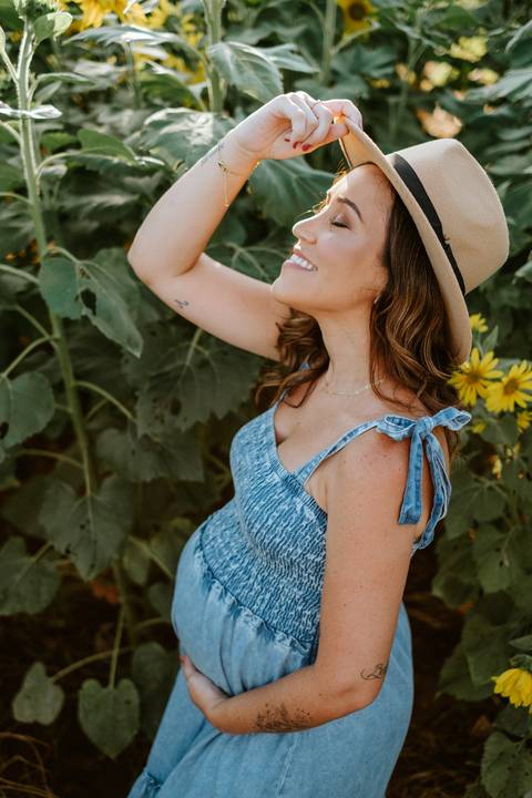 fotos de grávida em holambra'