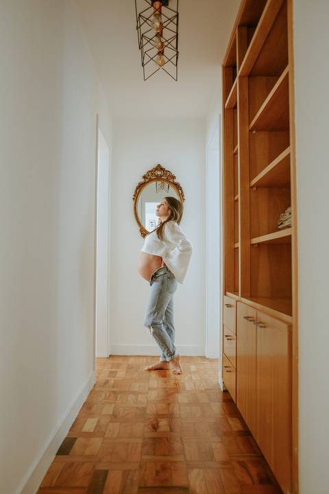 ensaio gestante em casa simples
'