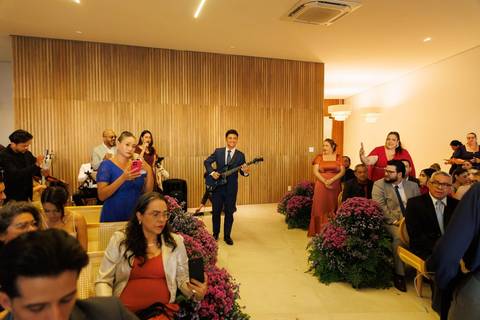 Fotografia da cerimônia de casamento, preservando momentos únicos e emocionantes vividos pelos noivos.'