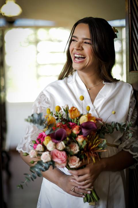 casamento-casar-por-do-sol-cerimonia-aberta-noiva-noivo-vestido-make-off-maquiagem-festa-dj-decoração-pista-de-dança-cerimonial-buque-uberlandia-daniel-custodio-mini-wedding-pre-ensaio-fotos-minas-gerais-retrato-amor-love-look-aliança-buffet-madrinha-'