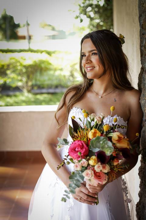 casamento-casar-por-do-sol-cerimonia-aberta-noiva-noivo-vestido-make-off-maquiagem-festa-dj-decoração-pista-de-dança-cerimonial-buque-uberlandia-daniel-custodio-mini-wedding-pre-ensaio-fotos-minas-gerais-retrato-amor-love-look-aliança-buffet-madrinha-'