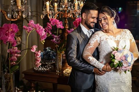 casamento-casar-por-do-sol-cerimonia-aberta-noiva-noivo-vestido-make-off-maquiagem-festa-dj-decoração-pista-de-dança-cerimonial-buque-uberlandia-daniel-custodio-mini-wedding-pre-ensaio-fotos-minas-gerais-retrato-amor-love-look-aliança-buffet-madrinha-'