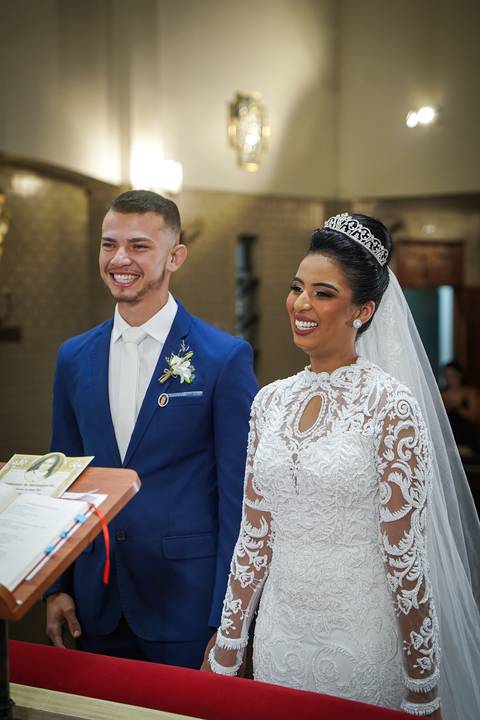 casamento-casar-religioso-noiva-igreja-catedral-uberlandia-fernanda-naves-make-aliança-buque-brinco-vestido-brinde-wedding-daniel-custodio-fotos-fotografias-amor-festa-buffet-dj-dançar-pista-flores-cerimonial-minas-gerais-terno-espaço-de-noiva-chacara-'