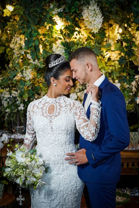 casamento-casar-religioso-noiva-igreja-catedral-uberlandia-fernanda-naves-make-aliança-buque-brinco-vestido-brinde-wedding-daniel-custodio-fotos-fotografias-amor-festa-buffet-dj-dançar-pista-flores-cerimonial-minas-gerais-terno-espaço-de-noiva-chacara-'