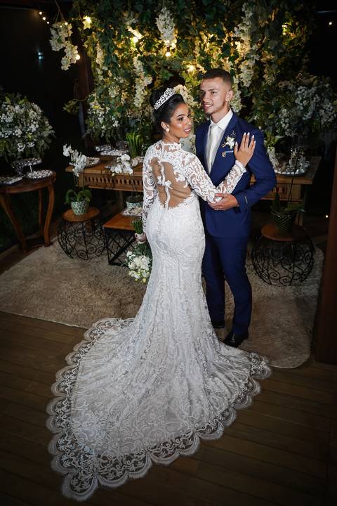 casamento-casar-religioso-noiva-igreja-catedral-uberlandia-fernanda-naves-make-aliança-buque-brinco-vestido-brinde-wedding-daniel-custodio-fotos-fotografias-amor-festa-buffet-dj-dançar-pista-flores-cerimonial-minas-gerais-terno-espaço-de-noiva-chacara-'