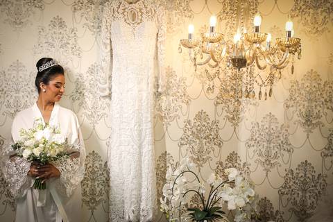 casamento-casar-religioso-noiva-igreja-catedral-uberlandia-fernanda-naves-make-aliança-buque-brinco-vestido-brinde-wedding-daniel-custodio-fotos-fotografias-amor-festa-buffet-dj-dançar-pista-flores-cerimonial-minas-gerais-terno-espaço-de-noiva-chacara-'