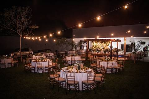 casamento-casar-religioso-noiva-igreja-catedral-uberlandia-fernanda-naves-make-aliança-buque-brinco-vestido-brinde-wedding-daniel-custodio-fotos-fotografias-amor-festa-buffet-dj-dançar-pista-flores-cerimonial-minas-gerais-terno-espaço-de-noiva-chacara-'