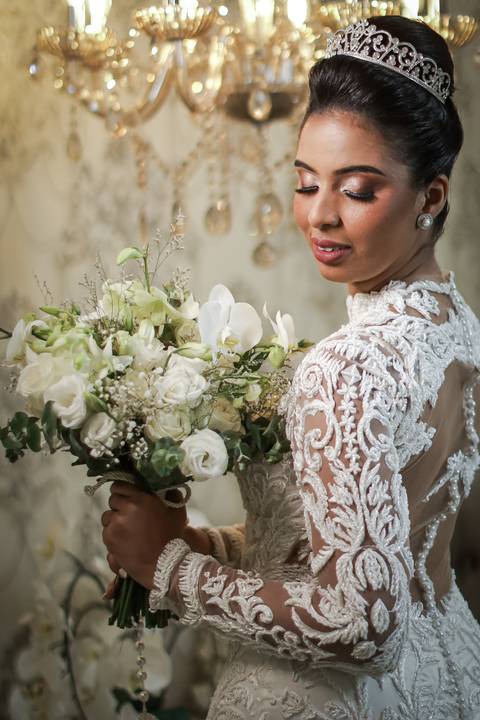 casamento-casar-religioso-noiva-igreja-catedral-uberlandia-fernanda-naves-make-aliança-buque-brinco-vestido-brinde-wedding-daniel-custodio-fotos-fotografias-amor-festa-buffet-dj-dançar-pista-flores-cerimonial-minas-gerais-terno-espaço-de-noiva-chacara-'