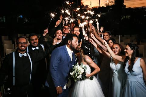 casamento-uberlandia-fotos-fotografias-fotografo-pre-wedding-casar-ensaio-namorados-araxa-horizonte-perdido-retrat0-noiva-noivo-make-espaco-de-noiva-civil-chacara-por-do-sol-estudio-daniel-custodio-cerimonial-buque-dj-filmagem-criativo-melhor-brasil-pais'