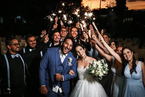 casamento-uberlandia-fotos-fotografias-fotografo-pre-wedding-casar-ensaio-namorados-araxa-horizonte-perdido-retrat0-noiva-noivo-make-espaco-de-noiva-civil-chacara-por-do-sol-estudio-daniel-custodio-cerimonial-buque-dj-filmagem-criativo-melhor-brasil-pais'