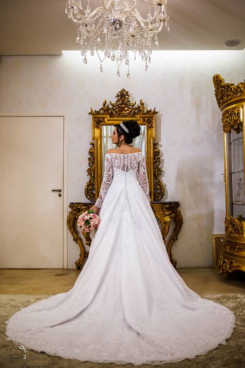 casamento-igreja-cerimonia-religioso-araguari-uberlandia-minas-gerias-casar-wedding-foto-fotografias-retrato-noiva-noivo-daniel-custodio-amor-vestido-terno-buque-mae-make-off-buque-madrinha-padrinho-ensaio-mini-cerimonia-festa-dj-banda-buffet-cerimonial-'
