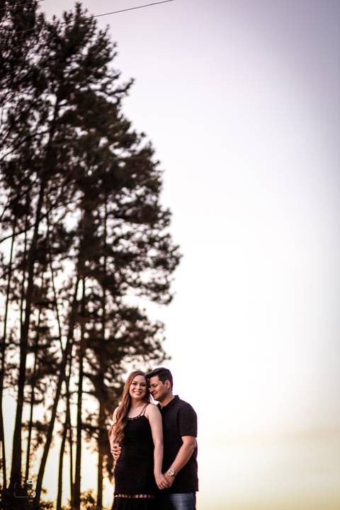casamento-casar-fotografias-foto-fotografo-noiva-buque-noivo-terno-make-vestido-espaço-madrinha-brinde-padrinhos-maquiagem-cerimonia-por-do-sol-daniel-custodio-fotografo-em-uberlandia-minas-gerais-amor-cerimonial-dj-buffet-pista-de-dança-musical-igreja-'