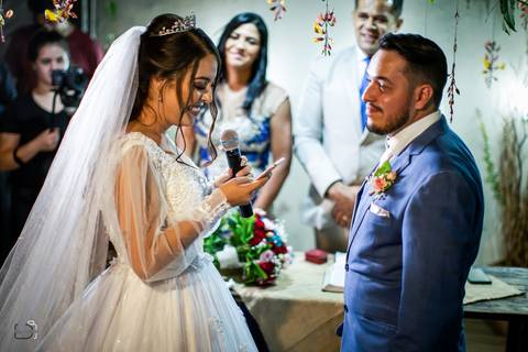 casamento-casar-fotografias-foto-fotografo-noiva-buque-noivo-terno-make-vestido-espaço-madrinha-brinde-padrinhos-maquiagem-cerimonia-por-do-sol-daniel-custodio-fotografo-em-uberlandia-minas-gerais-amor-cerimonial-dj-buffet-pista-de-dança-musical-igreja-'