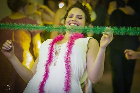 casamento-casar-fotografias-foto-fotografo-noiva-buque-noivo-terno-make-vestido-espaço-madrinha-brinde-padrinhos-maquiagem-cerimonia-por-do-sol-daniel-custodio-fotografo-em-uberlandia-minas-gerais-amor-cerimonial-dj-buffet-pista-de-dança-musical-igreja-'