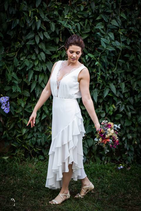 casamento-casar-fotografias-foto-fotografo-noiva-buque-noivo-terno-make-vestido-espaço-madrinha-brinde-padrinhos-maquiagem-cerimonia-por-do-sol-daniel-custodio-fotografo-em-uberlandia-minas-gerais-amor-cerimonial-dj-buffet-pista-de-dança-musical-igreja-'