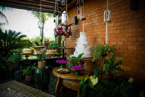 casamento-casar-fotografias-foto-fotografo-noiva-buque-noivo-terno-make-vestido-espaço-madrinha-brinde-padrinhos-maquiagem-cerimonia-por-do-sol-daniel-custodio-fotografo-em-uberlandia-minas-gerais-amor-cerimonial-dj-buffet-pista-de-dança-musical-igreja-'