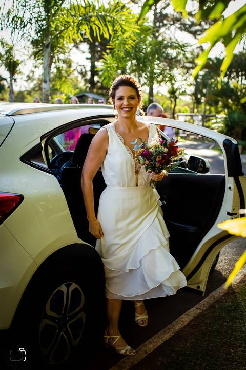 casamento-casar-fotografias-foto-fotografo-noiva-buque-noivo-terno-make-vestido-espaço-madrinha-brinde-padrinhos-maquiagem-cerimonia-por-do-sol-daniel-custodio-fotografo-em-uberlandia-minas-gerais-amor-cerimonial-dj-buffet-pista-de-dança-musical-igreja-'