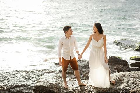 pre-wedding-rio-de-janeiro-cristo-redentor-bondinho-copacabana-barra-da-tijuca-apoador-praia-ensaio-noiva-noivo-casamento-na-praia-cerimonia-casar-fotos-na-praia-wedding-brasil-fotografo-mini-casamento-daniel-custodio-minas-uberlandia-fotos-retrato-filme-'