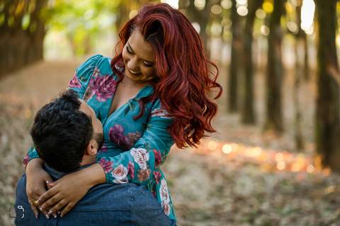 pre-wedding-ensaio-fotos-retrato-casal-namoro-fotografias-fotografo-daniel-custodio-uberlandia-araguari-vestido-buque-noiva-noivo-chapeu-cachoreira-cerimonia-dancar-amor-criativos-filmagem-tik-tok-rells-insta-madrinha-padrinho-make-dj-cerimonial-casar-civ'
