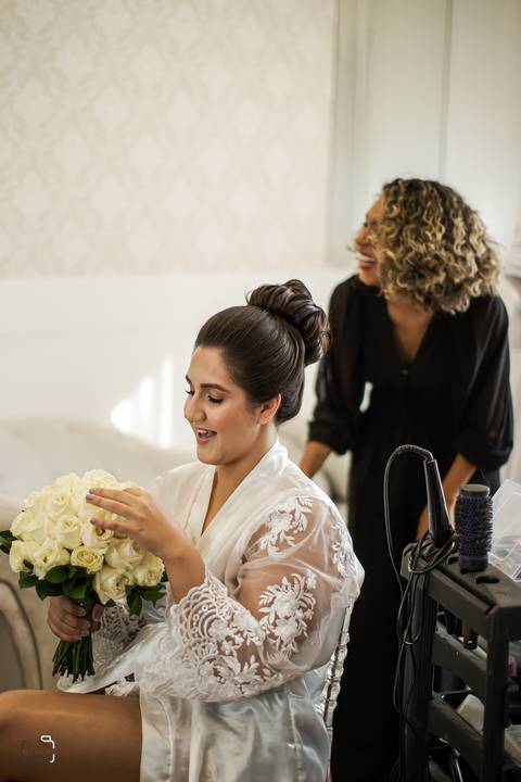 make-off-noiva-noivo-maquiagem-peteados-buque-vestido-atelie-terno-fotos-fotografo-fotografias-retrato-daniel-custodio-album-casamento-casar-cerimonia-igreja-cerimonial-por-do-sol-chacara-madrinha-padrinho-pre-wedding-recepção-festa-buffet-dj-pista-amor-'