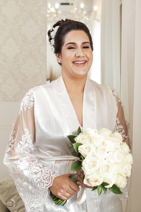 make-off-noiva-noivo-maquiagem-peteados-buque-vestido-atelie-terno-fotos-fotografo-fotografias-retrato-daniel-custodio-album-casamento-casar-cerimonia-igreja-cerimonial-por-do-sol-chacara-madrinha-padrinho-pre-wedding-recepção-festa-buffet-dj-pista-amor-'