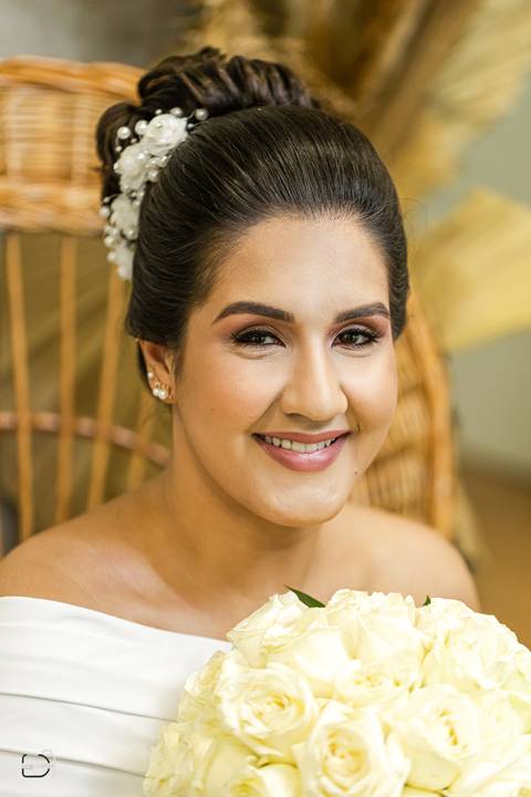 make-off-noiva-noivo-maquiagem-peteados-buque-vestido-atelie-terno-fotos-fotografo-fotografias-retrato-daniel-custodio-album-casamento-casar-cerimonia-igreja-cerimonial-por-do-sol-chacara-madrinha-padrinho-pre-wedding-recepção-festa-buffet-dj-pista-amor-'