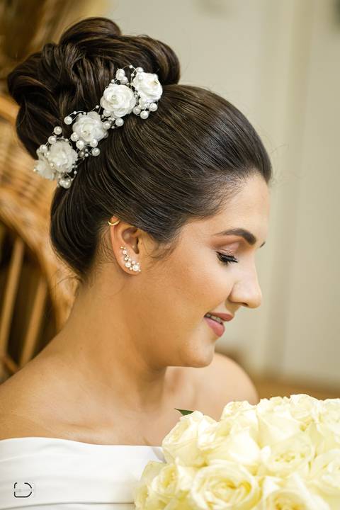 make-off-noiva-noivo-maquiagem-peteados-buque-vestido-atelie-terno-fotos-fotografo-fotografias-retrato-daniel-custodio-album-casamento-casar-cerimonia-igreja-cerimonial-por-do-sol-chacara-madrinha-padrinho-pre-wedding-recepção-festa-buffet-dj-pista-amor-'