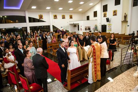 make-off-noiva-noivo-maquiagem-peteados-buque-vestido-atelie-terno-fotos-fotografo-fotografias-retrato-daniel-custodio-album-casamento-casar-cerimonia-igreja-cerimonial-por-do-sol-chacara-madrinha-padrinho-pre-wedding-recepção-festa-buffet-dj-pista-amor-'