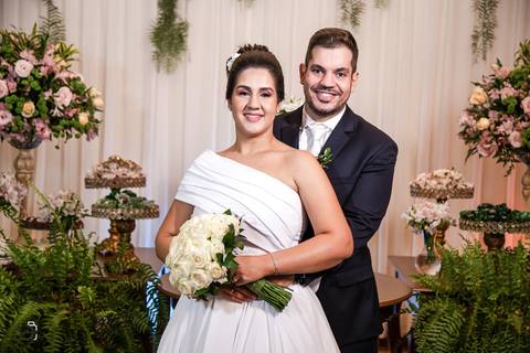 make-off-noiva-noivo-maquiagem-peteados-buque-vestido-atelie-terno-fotos-fotografo-fotografias-retrato-daniel-custodio-album-casamento-casar-cerimonia-igreja-cerimonial-por-do-sol-chacara-madrinha-padrinho-pre-wedding-recepção-festa-buffet-dj-pista-amor-'