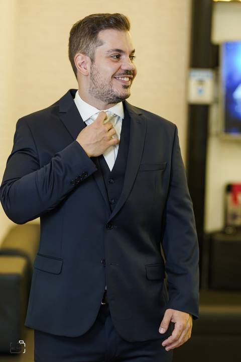 make-off-noiva-noivo-maquiagem-peteados-buque-vestido-atelie-terno-fotos-fotografo-fotografias-retrato-daniel-custodio-album-casamento-casar-cerimonia-igreja-cerimonial-por-do-sol-chacara-madrinha-padrinho-pre-wedding-recepção-festa-buffet-dj-pista-amor-'